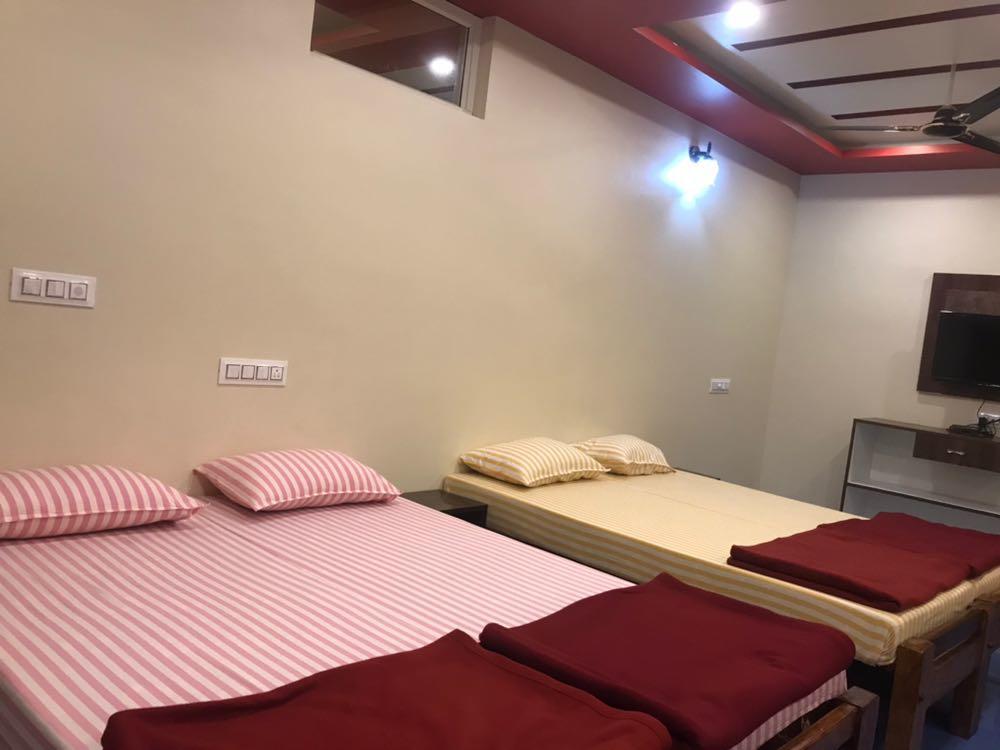 Galaxy Lodge Чикмагалур Экстерьер фото